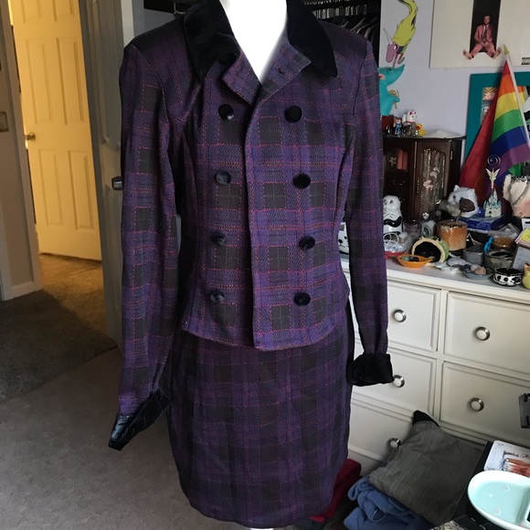 Dresses & Skirts - ⭐️dby pantsuit size 7